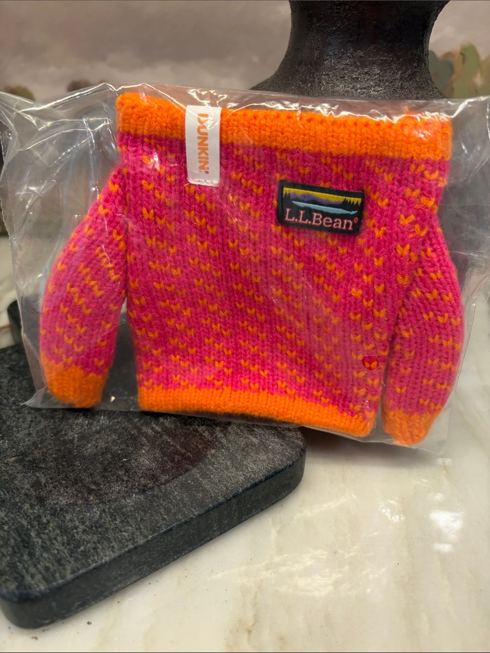Dunkin LL Bean Drink Sweater Koozie NWT